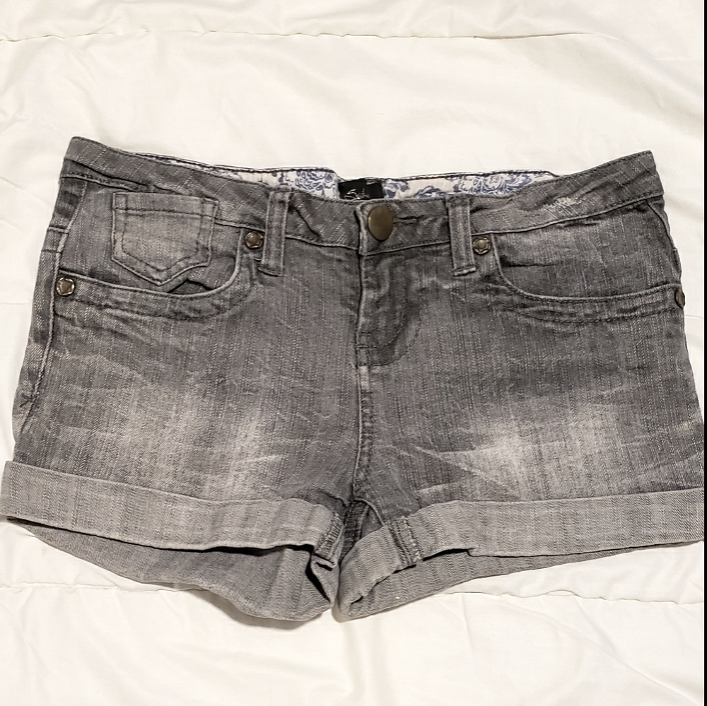 COPY - Seductions Jean Shorts